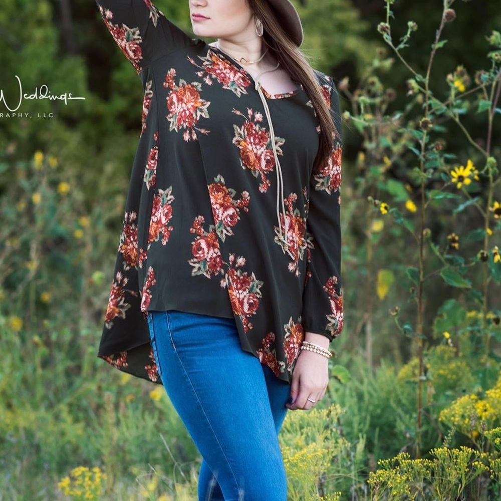 Embrace Los Angeles Green Floral Tunic, Medium